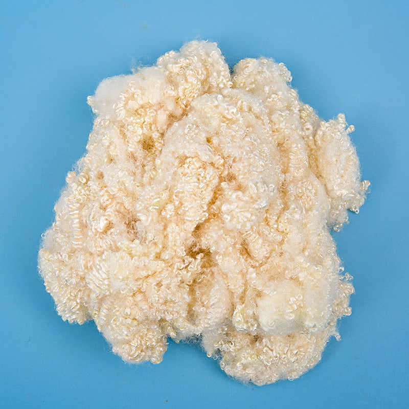 薄黄色中空シリコン複合ポリエステル短繊維 3D×32mm 薄黄色中空シリコン複合ポリエステル短繊維 3D×32mm